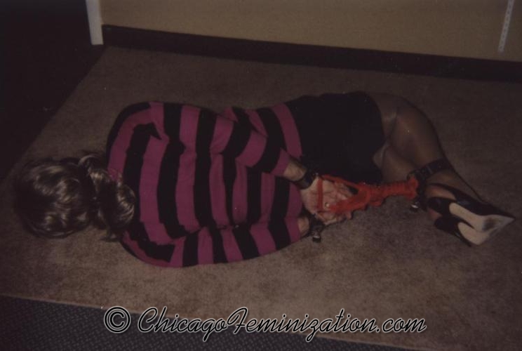 Helpless sissy! Helpless sissy!